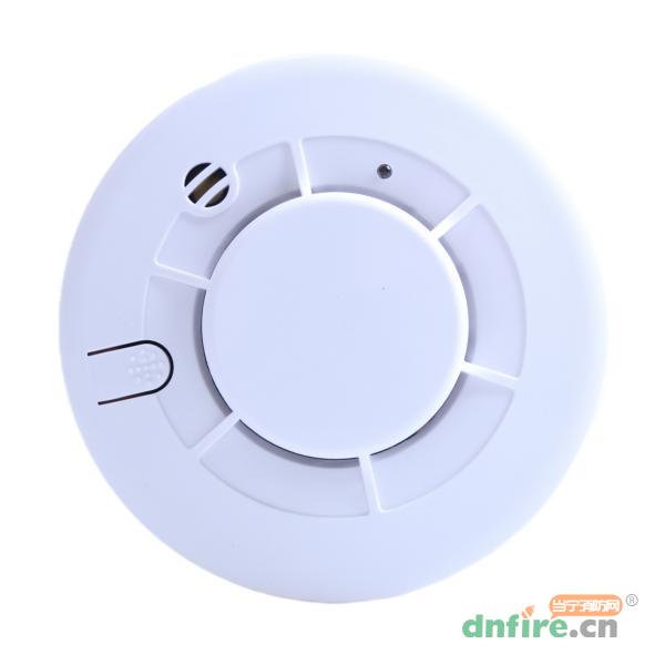 JTY-GD-T12點(diǎn)型光電感煙火災(zāi)探測(cè)器 開關(guān)量輸出 繼電器輸出,三江,點(diǎn)型感煙火災(zāi)探測(cè)器