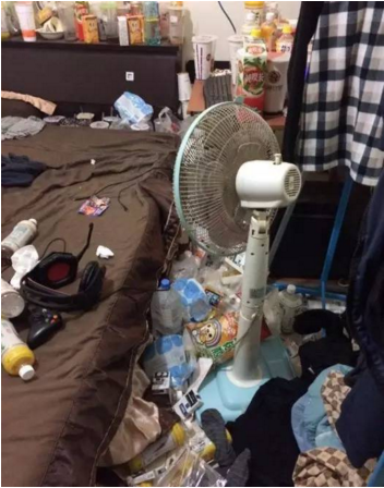 臺(tái)灣宅男房間