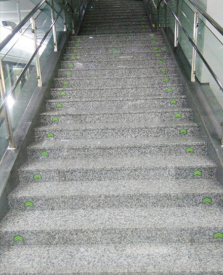 蓄光型指示標志